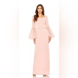 Mac Duggal FLOUNCE SLEEVE SQUARE NECK COLUMN GOWN